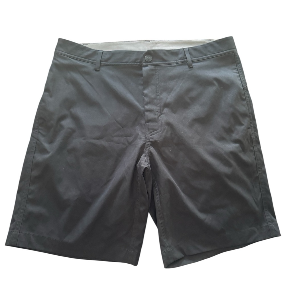 Roundtree & Yorke Black Men’s Flat Front Shorts